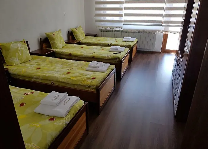 башеви Villa Sŭrnitsa