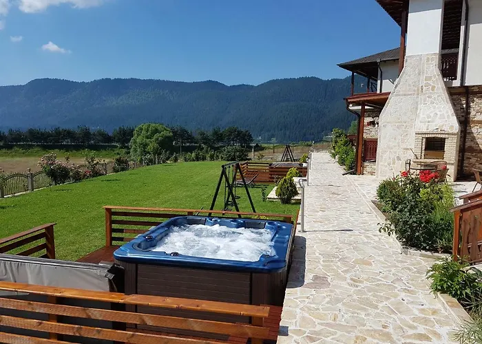 Villa башеви *