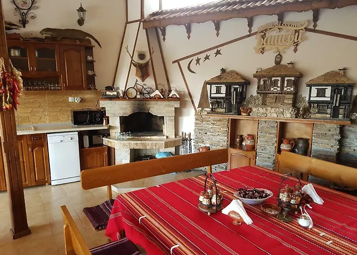 Villa башеви *